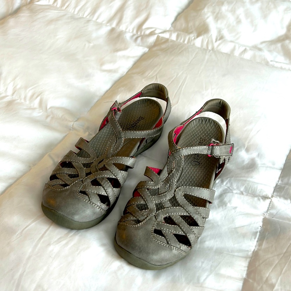 Baretraps. 8 and 1/2